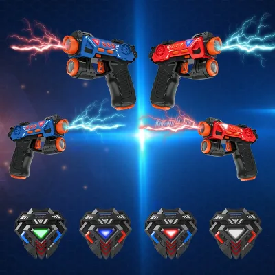 Jeu de tir laser avec 4 pistolets et 4 gilets